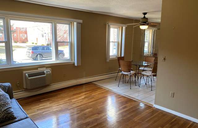 8 Regency Park Dr photos photos