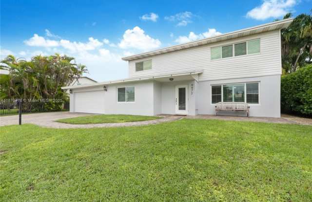 9975 SW 85th St - 9975 Southwest 85th Street, Kendall, FL 33173