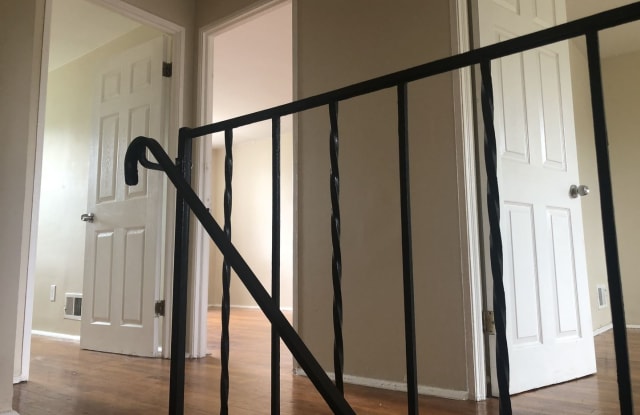 5902 Laclede Rd - 5902 Laclede Road, Baltimore, MD 21206