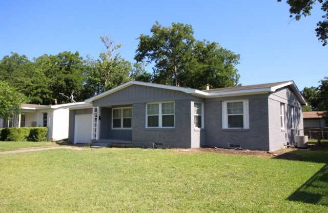 2919 Mayhew Dr Gallery 3