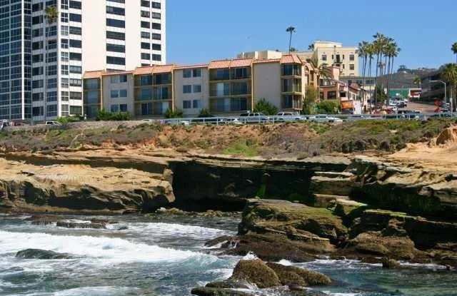 909 Coast Boulevard photos photos