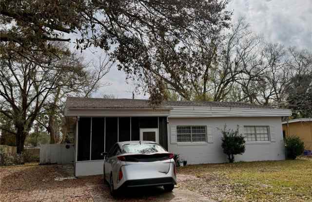 139 MAYFAIR CIRCLE photos photos