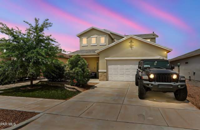 3945 Desert Dunes Drive photos photos