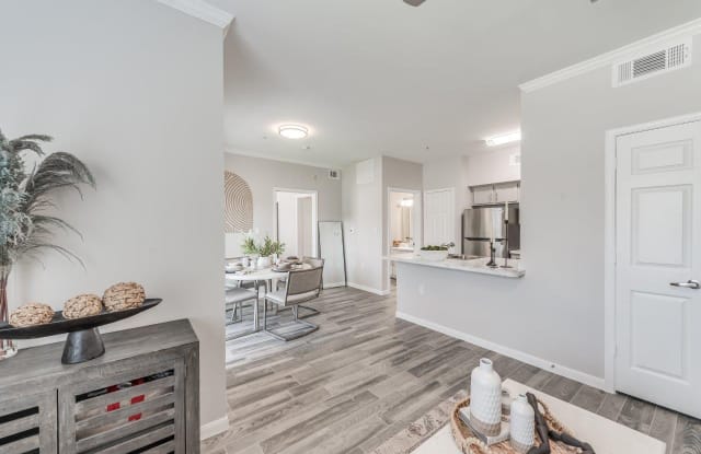 Mirabella Apartment Homes Gallery 3