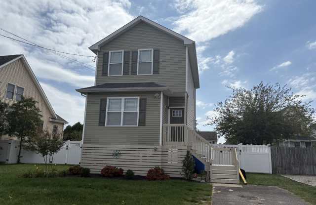 201 Riviera Drive photos photos