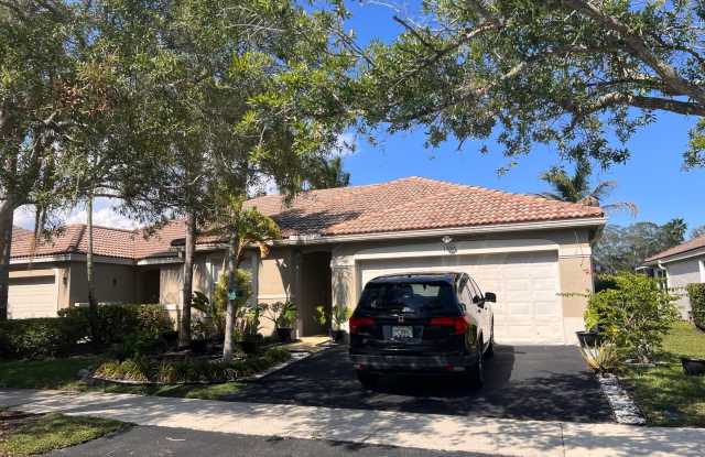 Fantastic, Weston Waterfront 3/2 PLUS Office in Gated Savanna photos photos