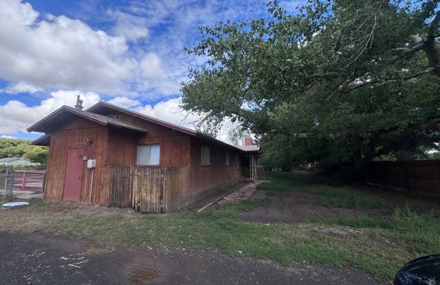 One of A Kind Bosque Farms Home! Gallery 1