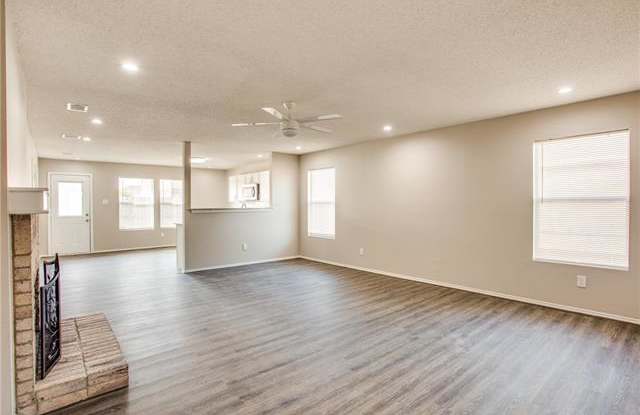 14830 Bridle Bend Drive Gallery 2