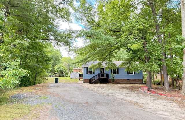 801 Carter Avenue Gallery 1
