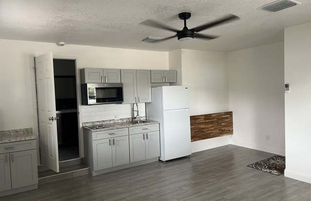 1809 Barksdale Drive photos photos