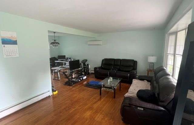 2 Deberg Drive Gallery 2