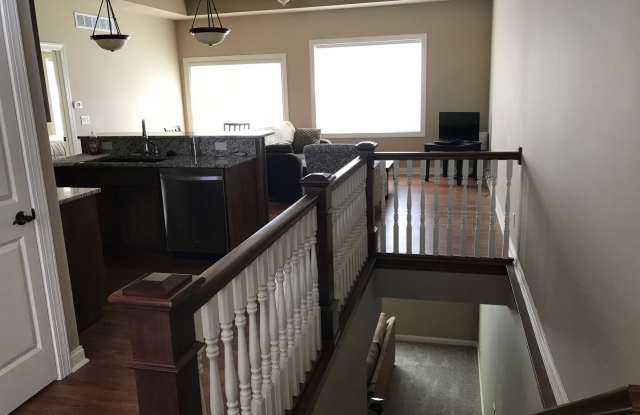 2716 London Dr. Gallery 2