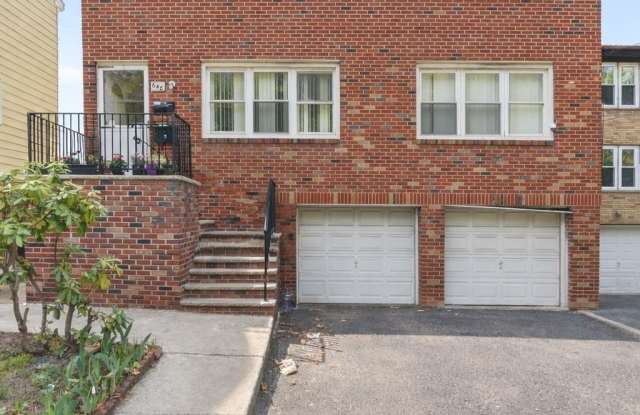 648 FAIRVIEW AVE photos photos