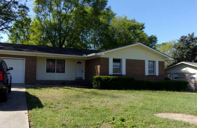 Buckridge Avenue, Enterprise, AL photos photos