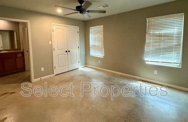 716 W Huntington Gallery 4