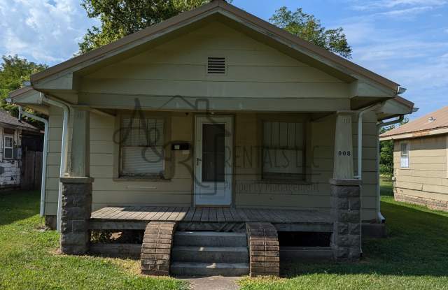 908 East 8th Street photos photos