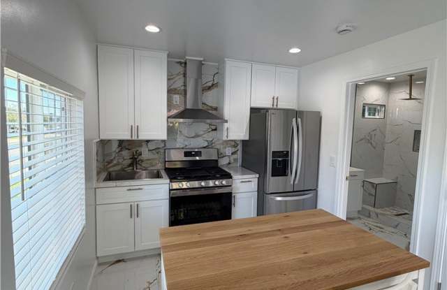 7476 Brookside photos photos