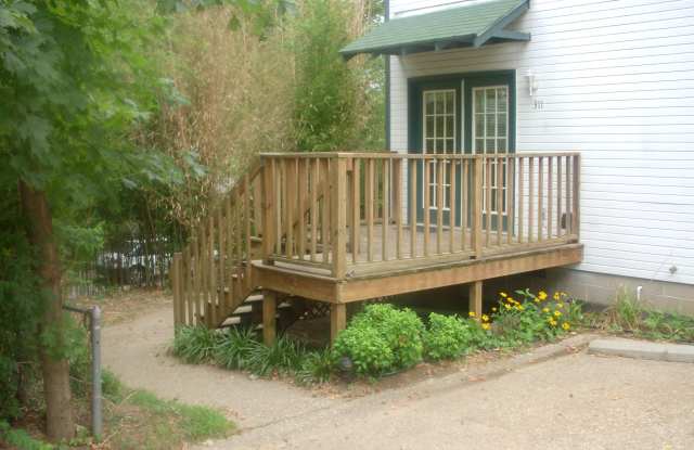 309 West Meadow Street photos photos
