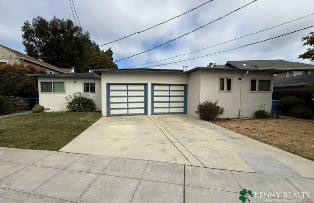 Remodeled 2 Bedroom Duplex with Private Backyard in San Mateo - 136 22nd Avenue, San Mateo, CA 94403