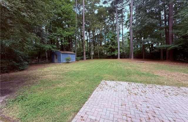 205 Longwood Drive Gallery 3