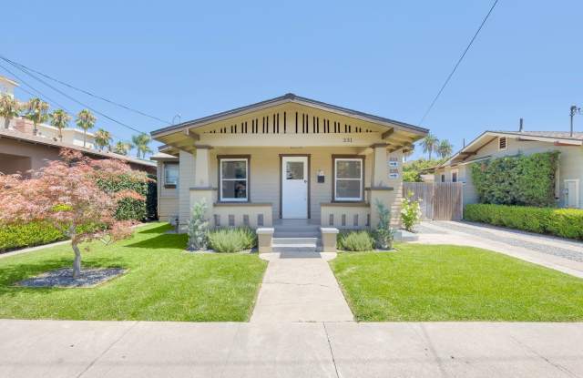 3 Bedroom, 1 Bathroom Home – Ideal for Students Families near Chapman University - 331 South Olive Street, Orange, CA 92866 3 Bedroom, 1 Bathroom Home – Ideal for Students Families near Chapman University - 331 South Olive Street, Orange, CA 92866