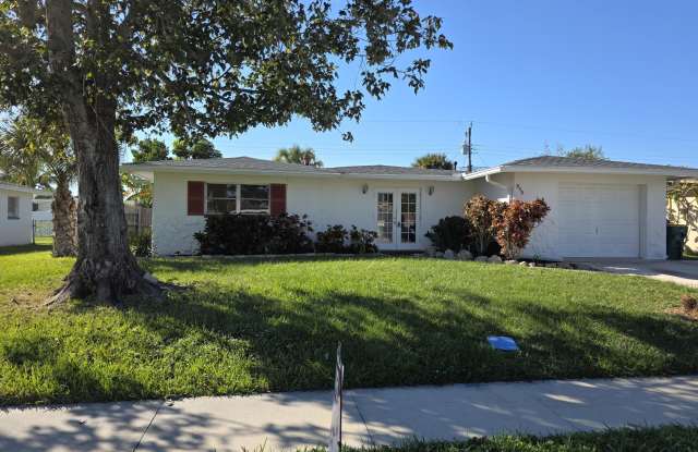 825 2nd Street photos photos 825 2nd Street photos photos