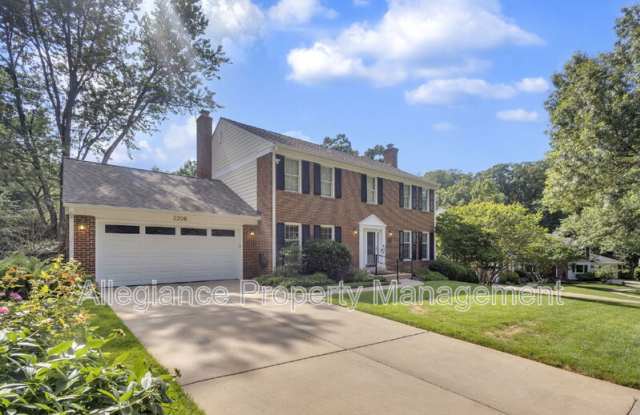 2206 Fort Ward Pl Gallery 4