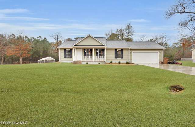 116 Gregory Drive - 116 Gregory Drive, Onslow County, NC 28540