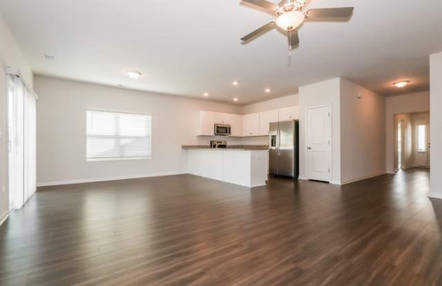 352 Augustine Drive Gallery 3