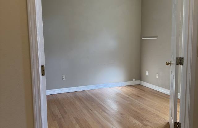 605 Kautz Court Gallery 3