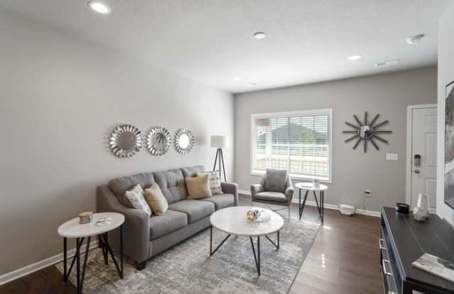 2236 Hazeltine Place Gallery 3