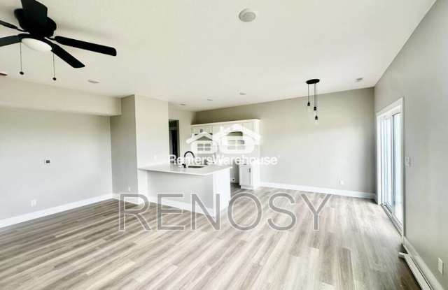 7000 Lake Hill Drive Gallery 3