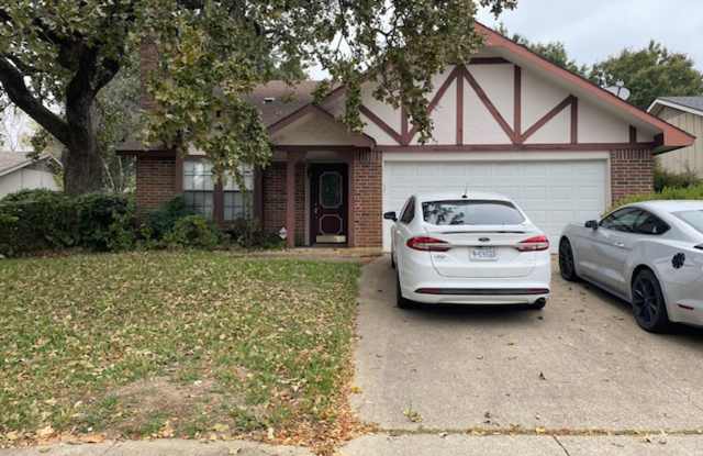 2209 Hollybush Lane - 2209 Hollybush Lane, Bedford, TX 76021