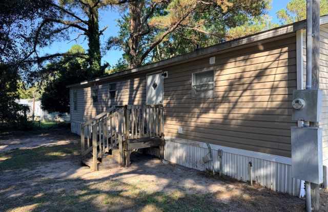 Three Bedroom Two Bath Home Gallery 4
