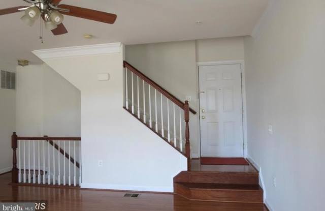 13669 VENTURI Lane Gallery 3