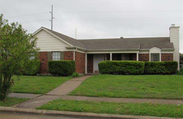 2922 Geneva Drive Gallery 2