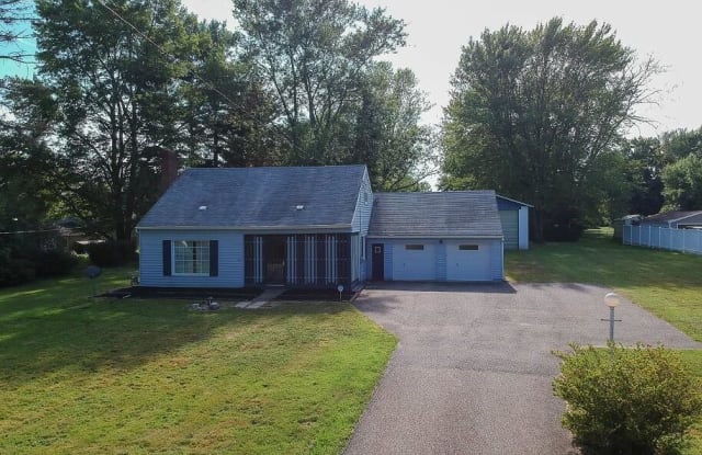840 Schocalog Rd - 840 Schocalog Road, Summit County, OH 44320
