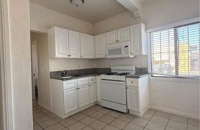 2012 E 7th Street photos photos