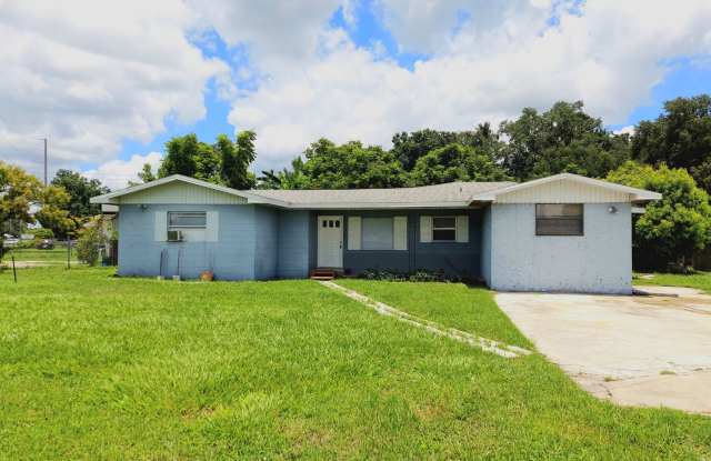 3 Bedroom, 2 Bathroom House in Lakeland photos photos