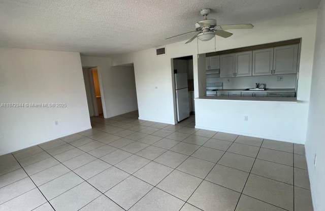 17600 NW 68th Ave photos photos