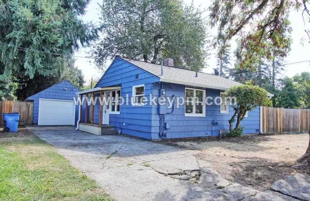 Updated 2 Bed, 1 Bath Bungalow in Harney Heights photos photos