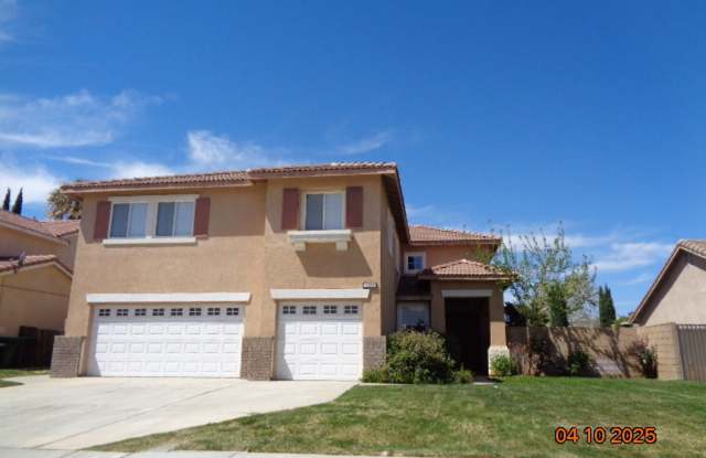 Quartz Hill 5 Bedroom 2 Story Pool Home photos photos