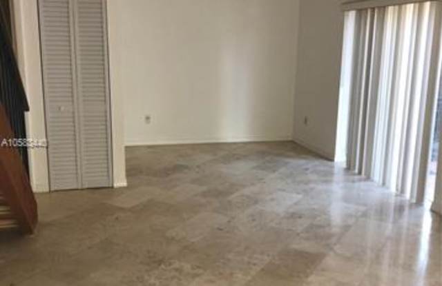 7019 SW 115 Pl Gallery 2