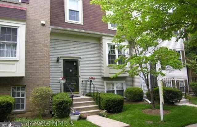 802 IVY LEAGUE LANE photos photos