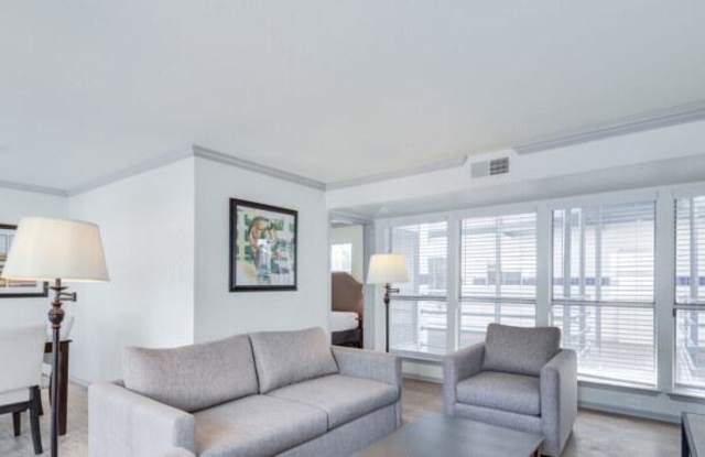 301 E 4th St STE 301, #1100 photos photos