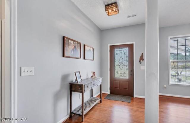 329 Green Links Drive Gallery 4