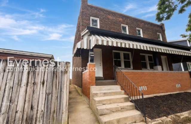 444 East Woodrow Avenue Gallery 2