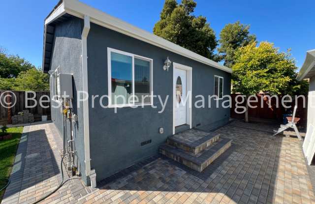 Brand new ADU for rent with its own private entrance! - 4151 Hawkins Street, Fremont, CA 94538