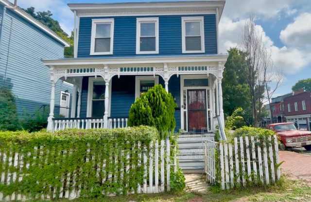 2220 East Marshall Street Gallery 1