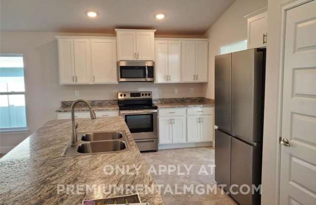 1138 Berry Lane Gallery 2